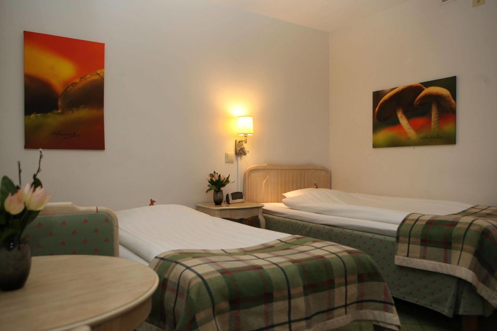 Hotel Moelndals Bro Εξωτερικό φωτογραφία